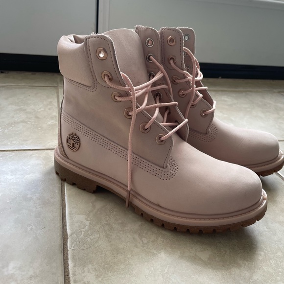 Timberland Boots woman’s size 7 - Picture 2 of 5